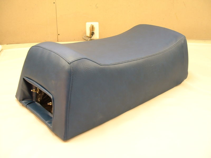 *77-84 YAMAHA 300 ENTICER *BLUE* SNOWMOBILE SEAT COVER!