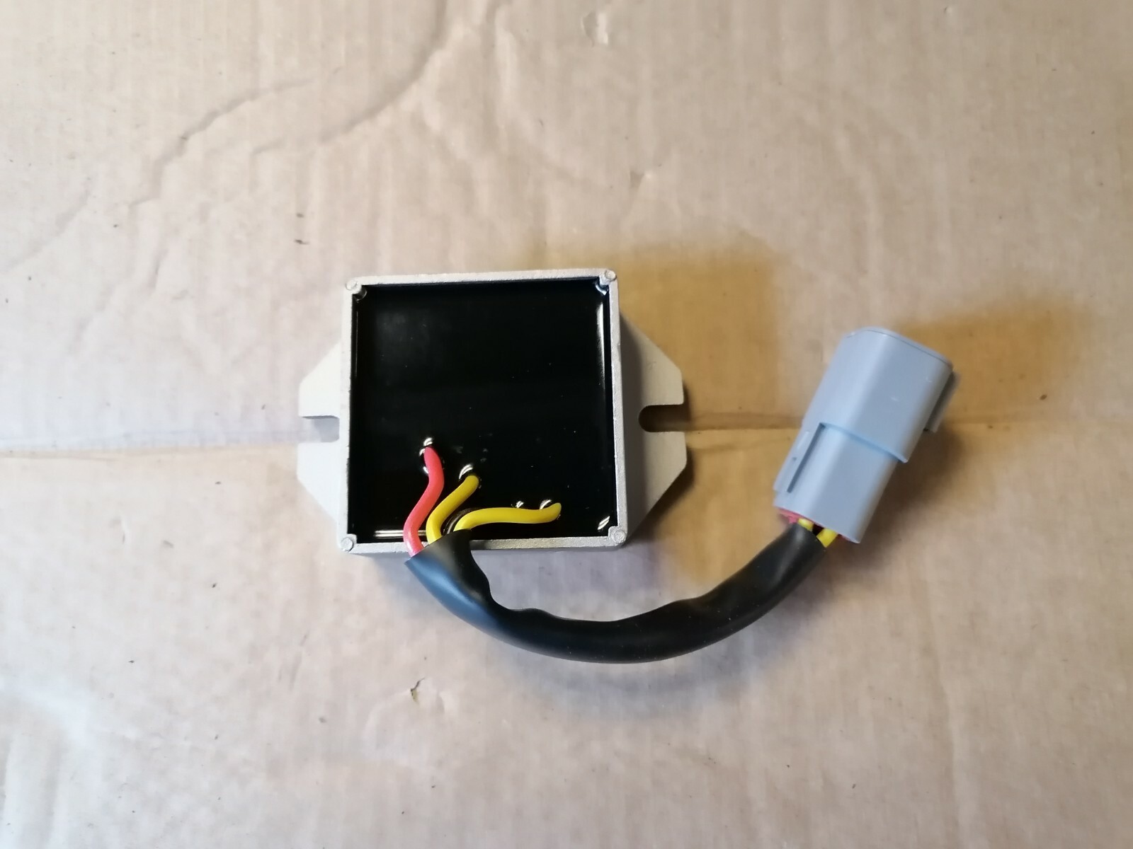 Ski-doo Lynx BRP Voltage Regulator 380F 550F 515175656 515175939 515176189