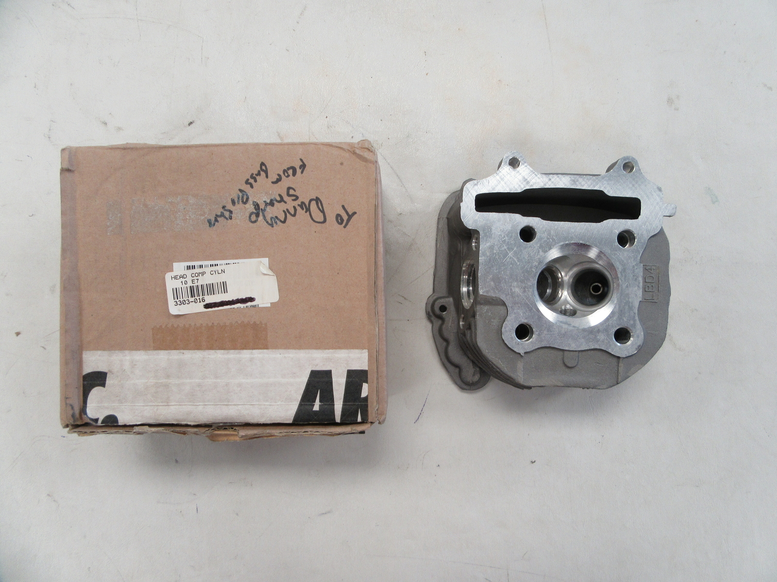 ARTIC CAT UTILITY CYLINDER HEAD 3303-016 ATV