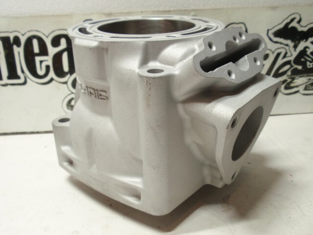 2004 2005 Polaris Fusion 900 RMK 3021615 3021576 Cylinder Snowmobile RMK No Core