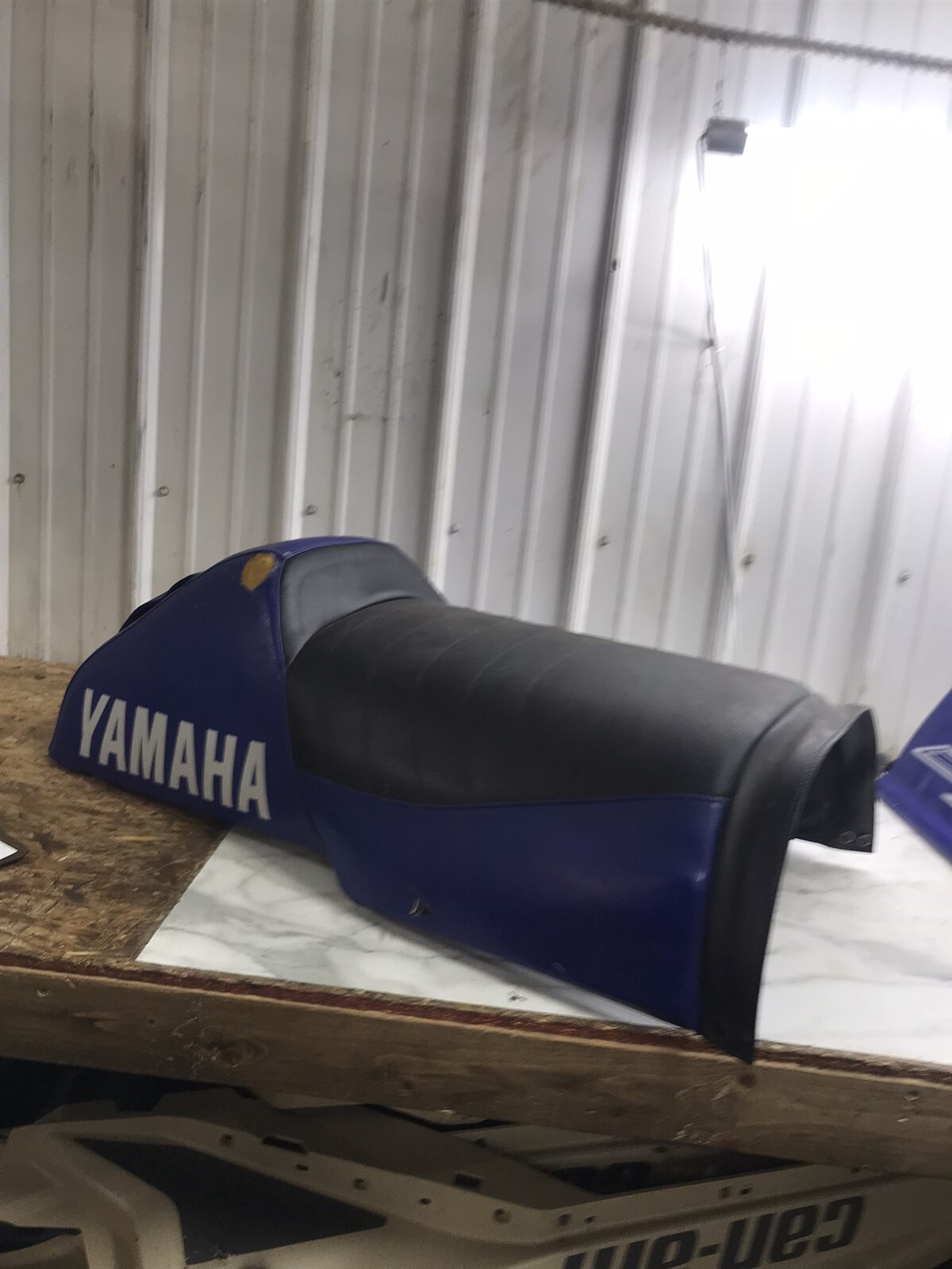 00 Yamaha SX R SXR 700 Triple Snowmobile seat