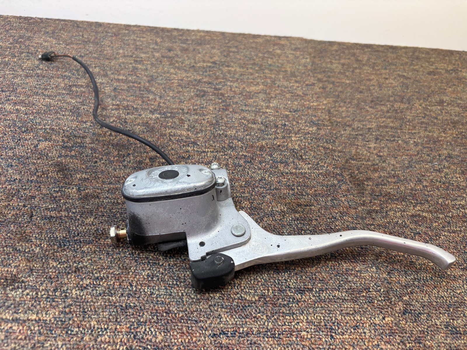 2005 Arctic Artic Cat 250 300 500 2×4 4×4 OEM Front Brake Master Cylinder Lever