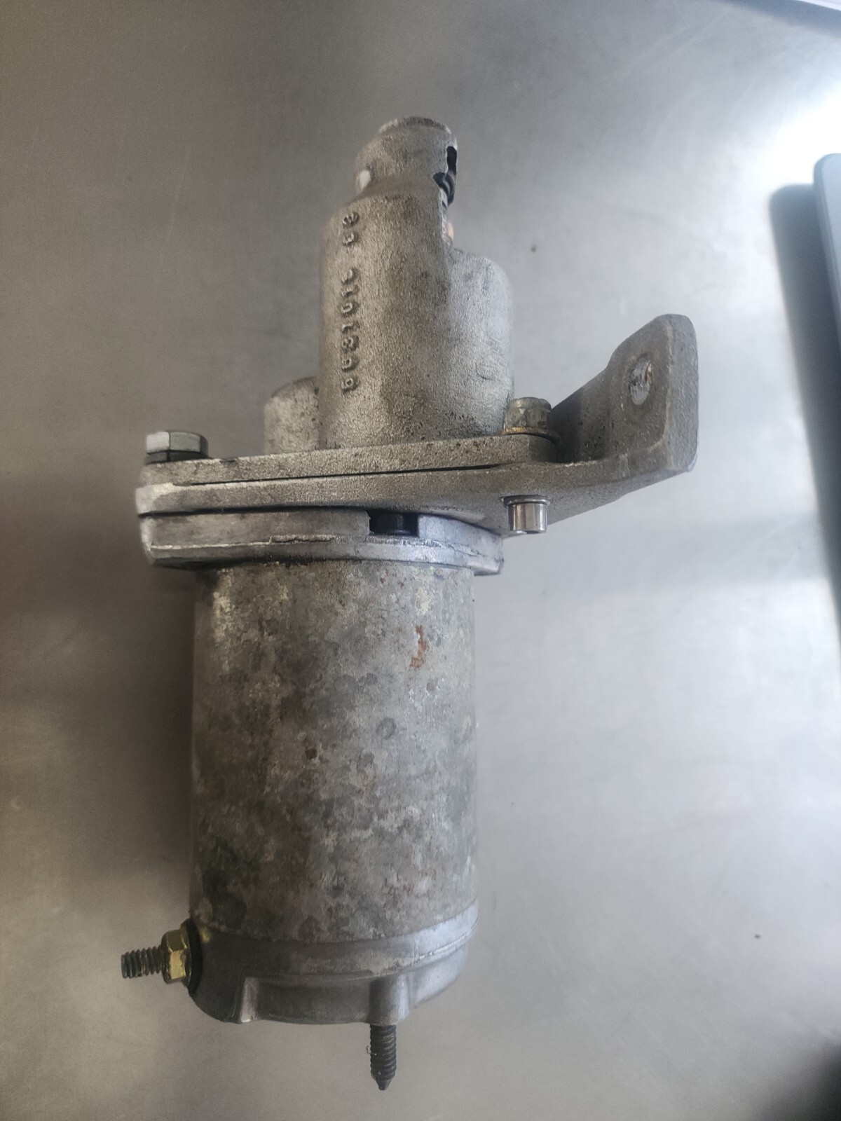 POLARIS SNOWMOBILE ELECTRIC STARTER (CAME OFF AN 02 XC 600)