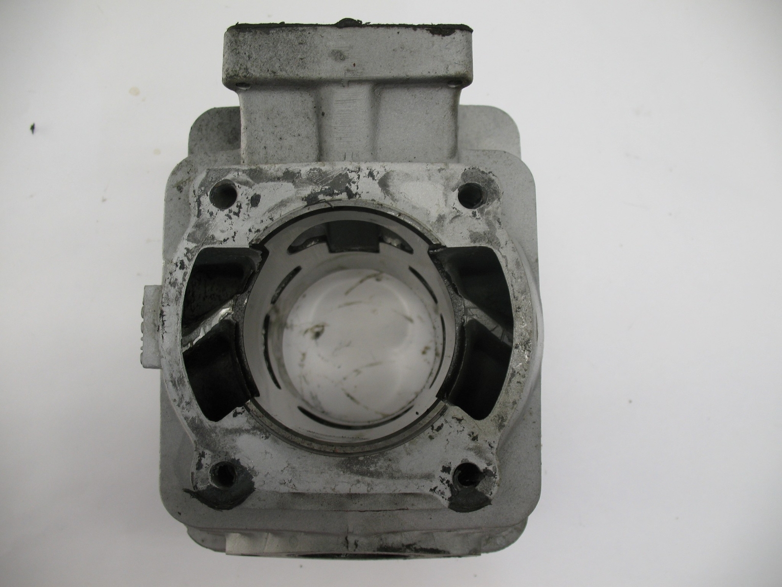 1979 YAMAHA EC540 EXCEL V CYLINDER JUG BODY “B”