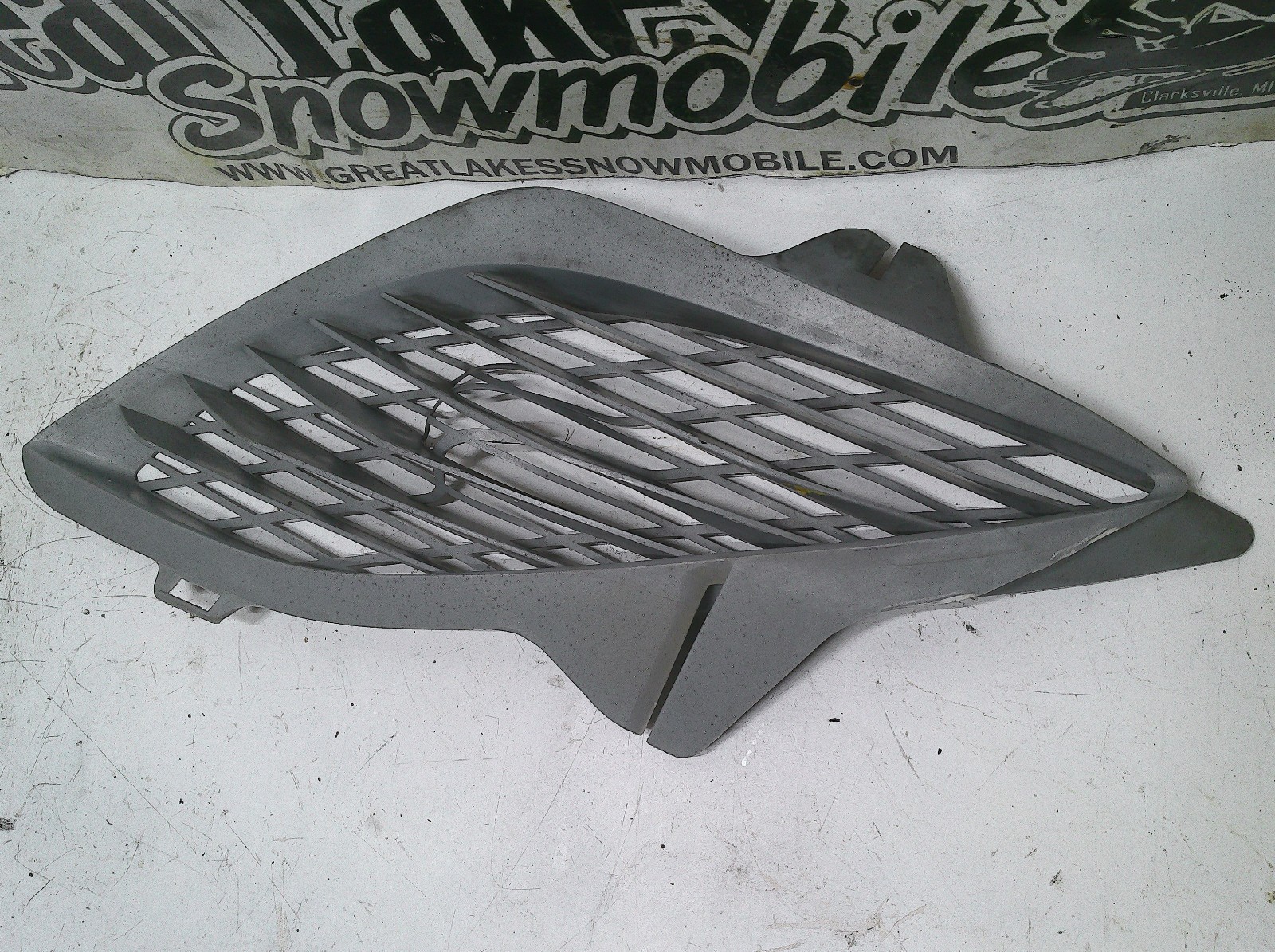 Yamaha Snowmobile Left Louver 5 Hood Side Panel Air Vent Apex Vector Venture