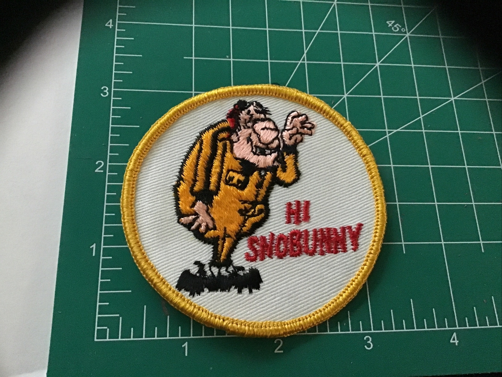 Snowmobile Polaris Artic Cat  Rupp Jacket Patch Advertising  HI Snobunny 2434