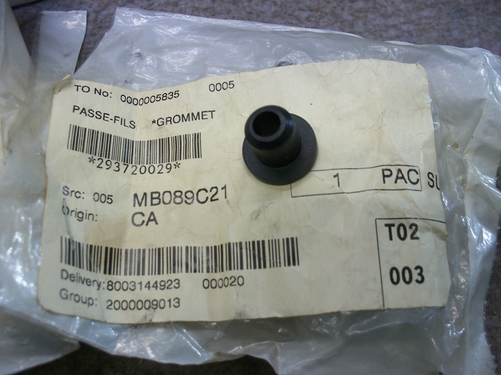 Ski Doo Snowmobile Can Am SXS Sea Doo PWC Rubber Grommet NEW OEM 293720029