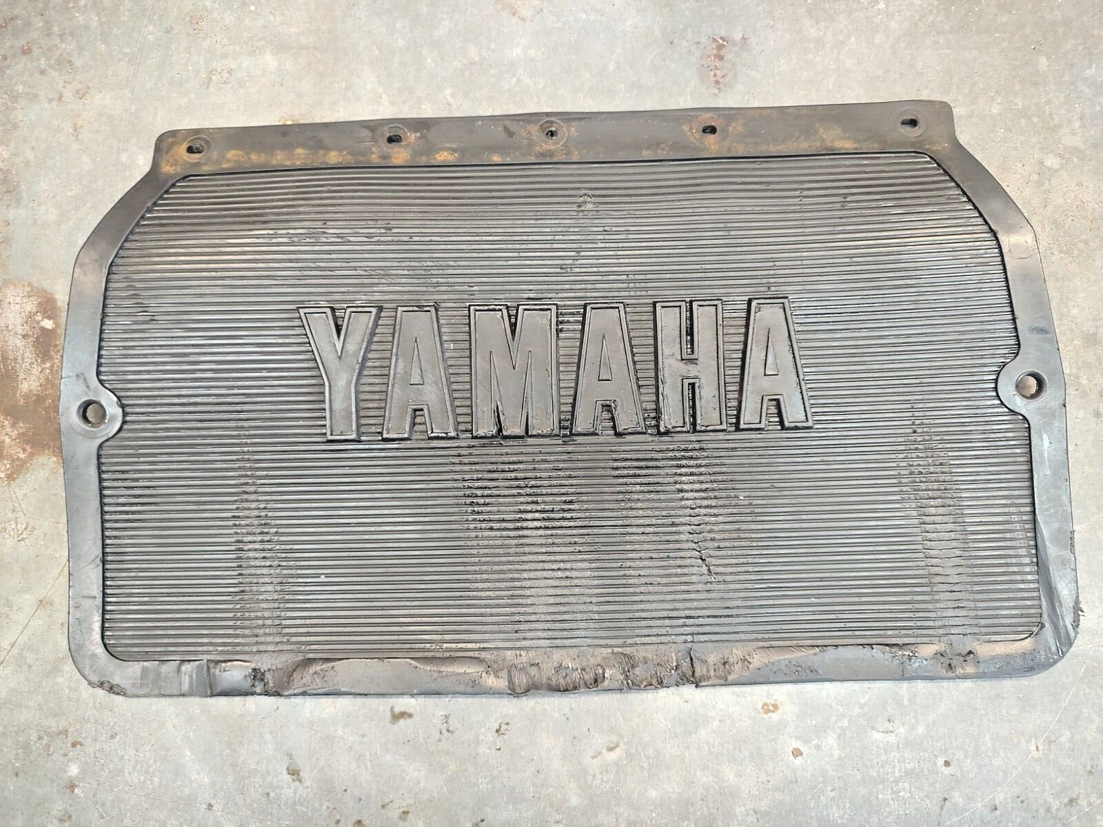 8V9-77595-00-00 Flap, 1993 Yamaha Snowmobile, ET340T PHAZER EXCITER OVATION VMAX