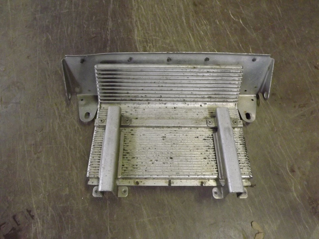 87-94 Yamaha OEM Rear Hear Exchanger  Exciter/Vmax 500/600 Vmax4 82M-12440-02-00