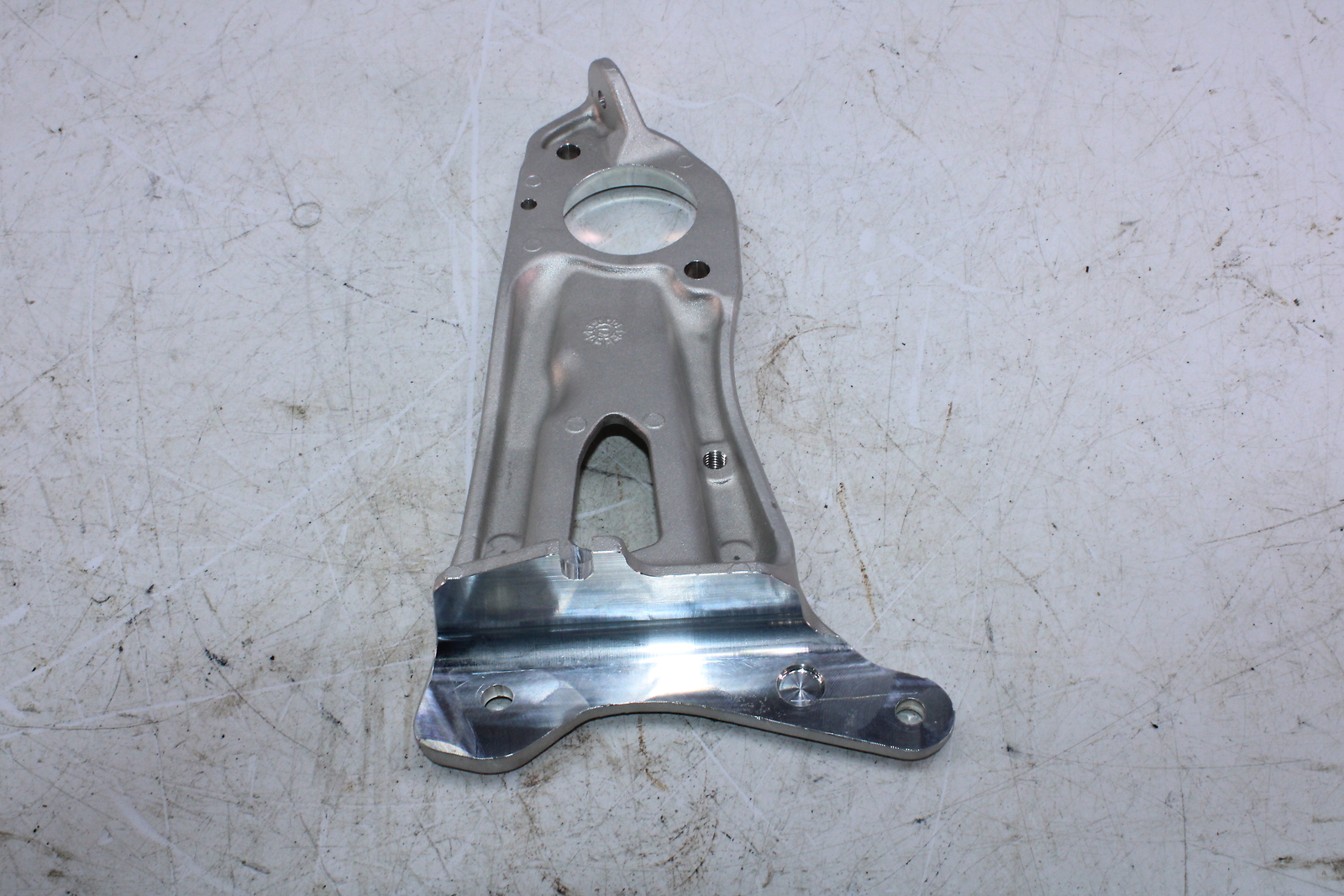 2017 Ski-Doo MXZ 600 R ETEC Driven Pulley Support 518326651