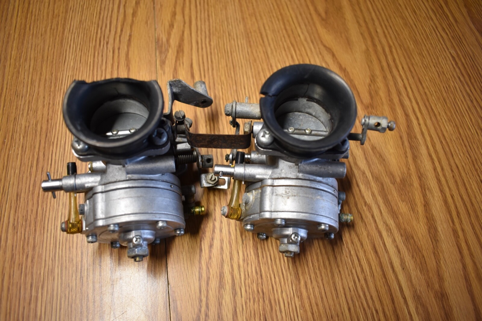 Vintage Yamaha Snowmobile  KeiHin Dual Carburetors Carbs SL338