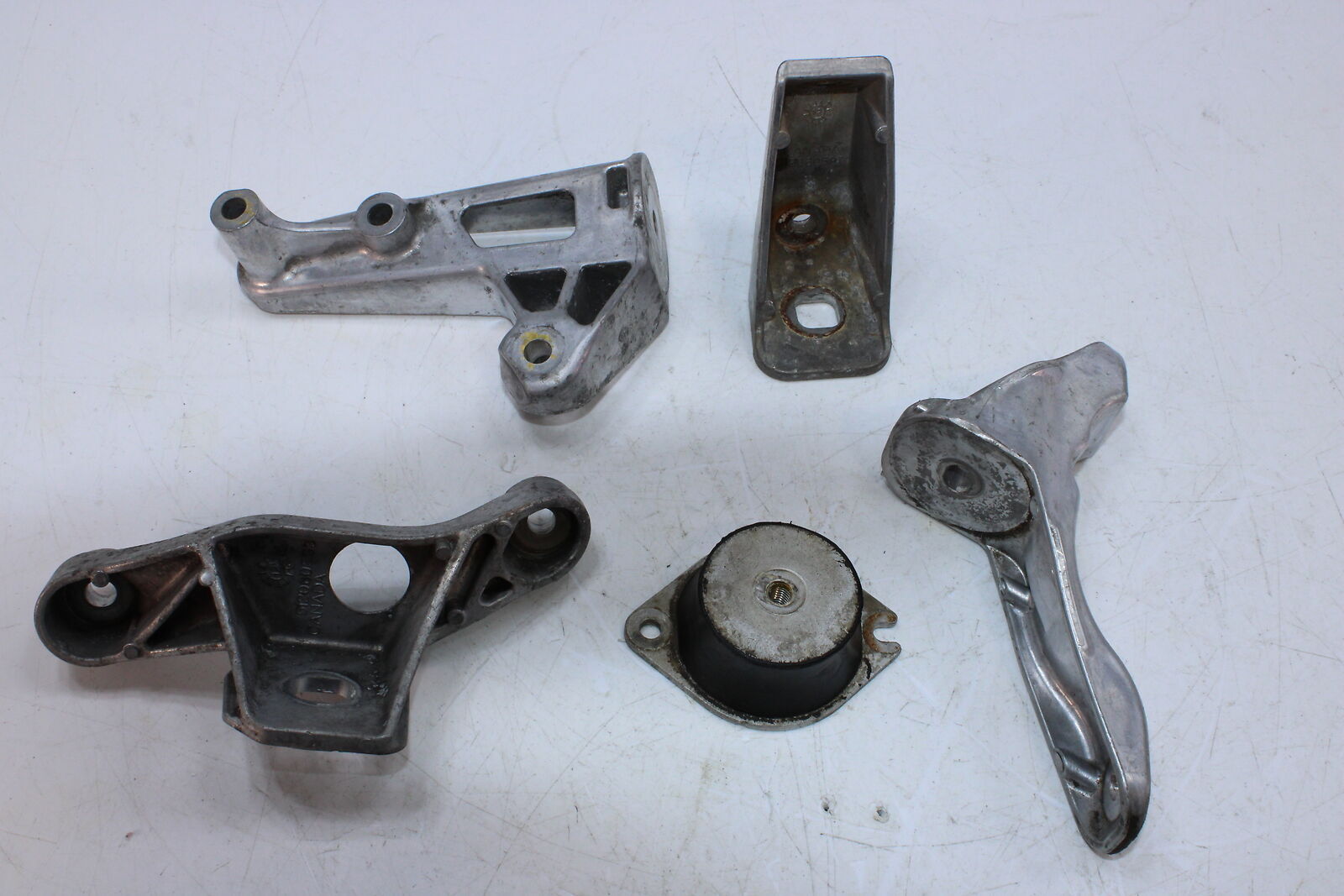 11-19  Ski-doo Mxz X 1200 4 Tec Engine Motor Mounts 512060591