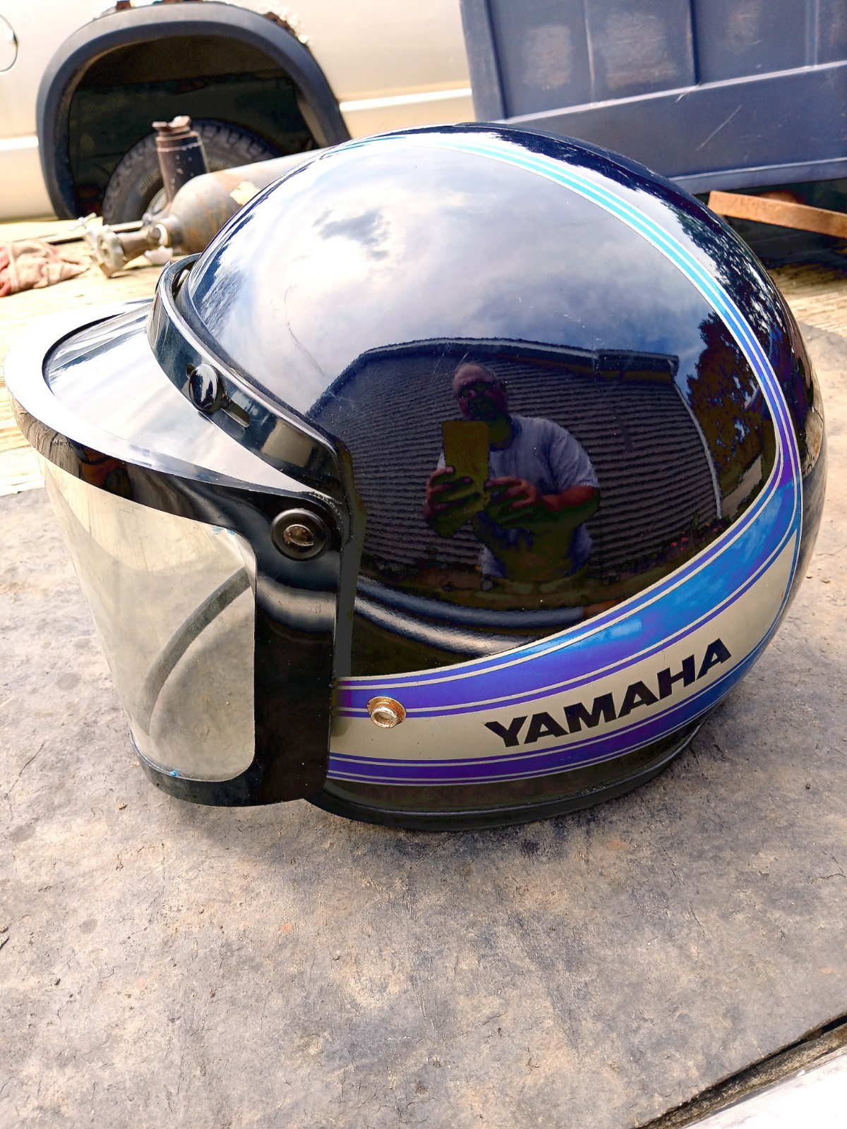 VINTAGE YAMAHA SNOWMOBILE HELMET, PRE-OWNED