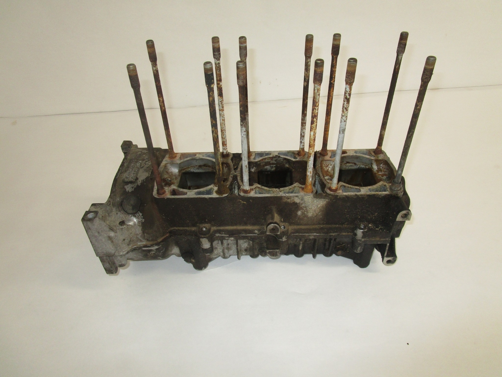 91 POLARIS INDY SKS RXL650 CRANKCASE