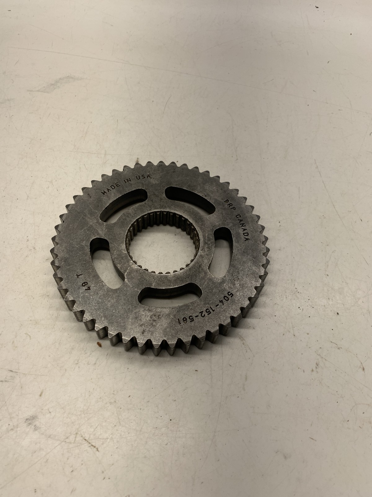 Sprocket, 49 Teeth – 2016 SKI-DOO #34 Renegade 900 Ace 23811