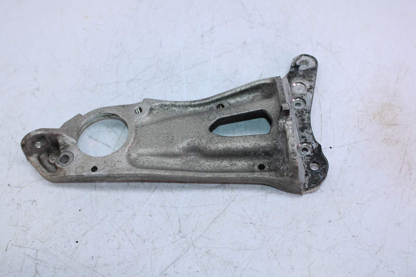 2018 Ski-Doo Expedition 800R Xtreme E-TEC Driven Pulley Support 518328434