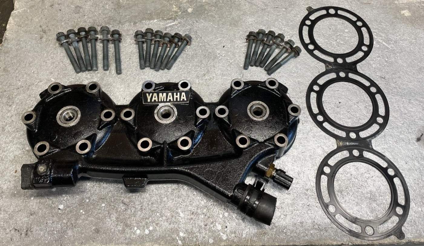 02 Yamaha Snowmobile Viper Cylinder Head Gasket Bolts 700 Engine Motor