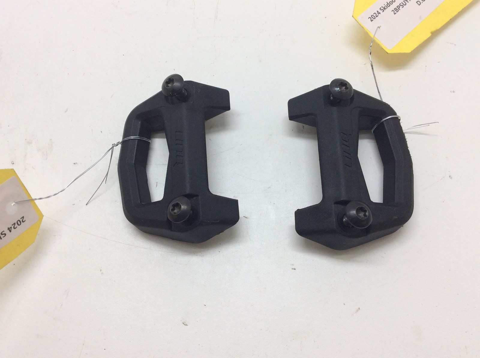 Ski Doo LinQ Cargo Bracket Set 860201806 Grand Touring Backcountry MX Z Renegade