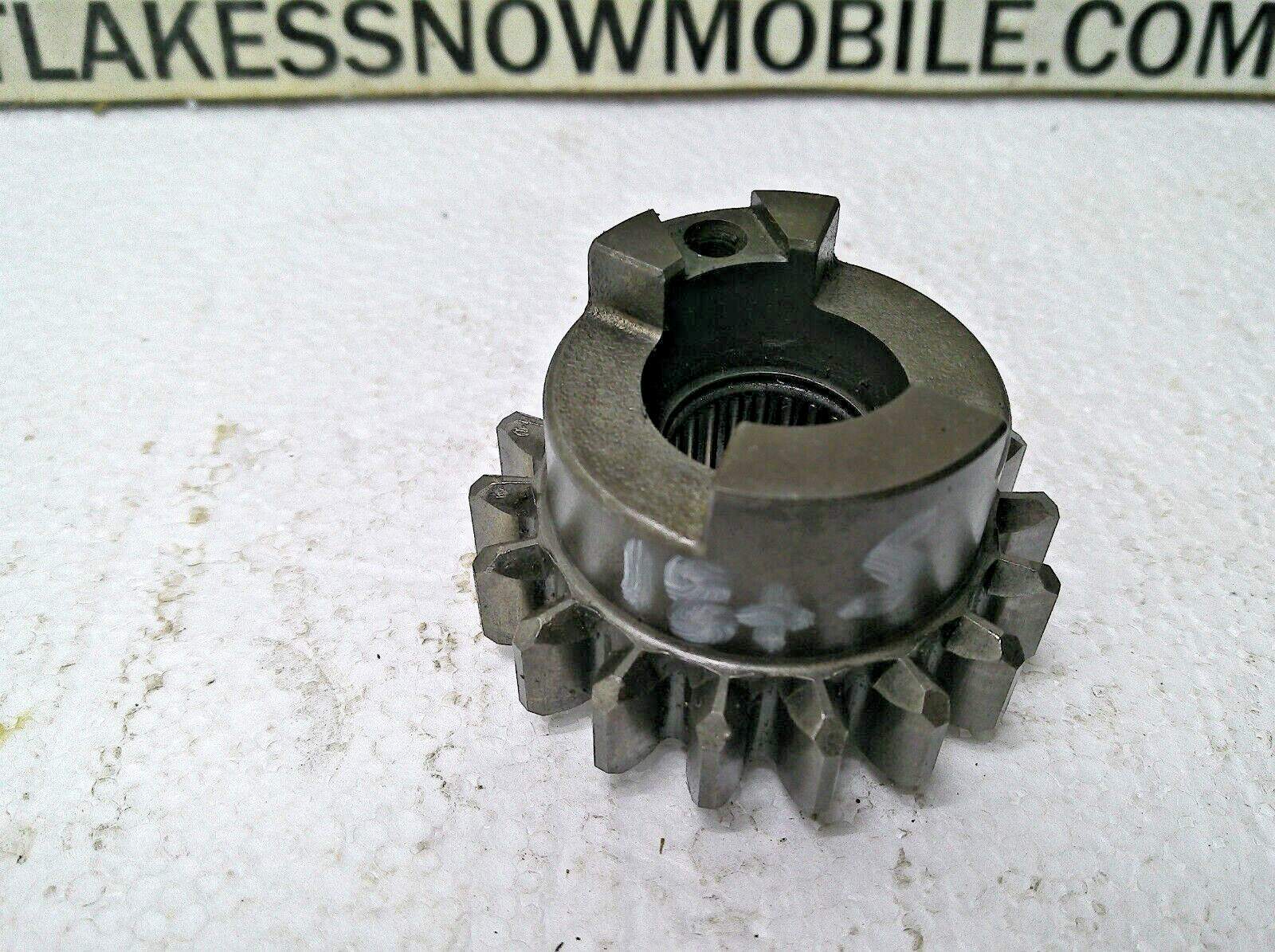 Yamaha Snowmobile 18 Tooth Reverse Gear SRX Vmax Venture SX R Apex XTC 600 700