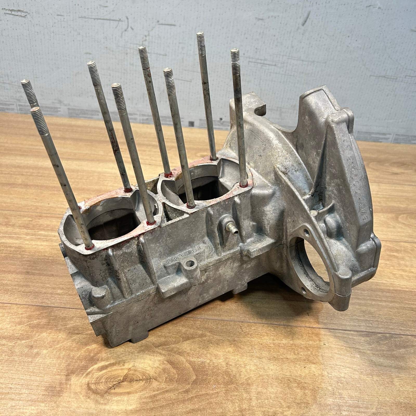 Yamaha 340 Excel Enticer ET340 Snowmobile / Nice OEM ENGINE MOTOR CRANK CASES