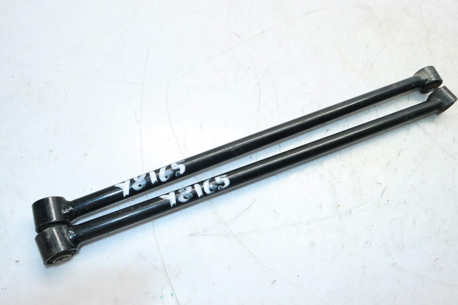 01 POLARIS SNOWMOBILE 550 SPORT TOURING CONTROL ARMS PAIR LEFT/RIGHT Y8165