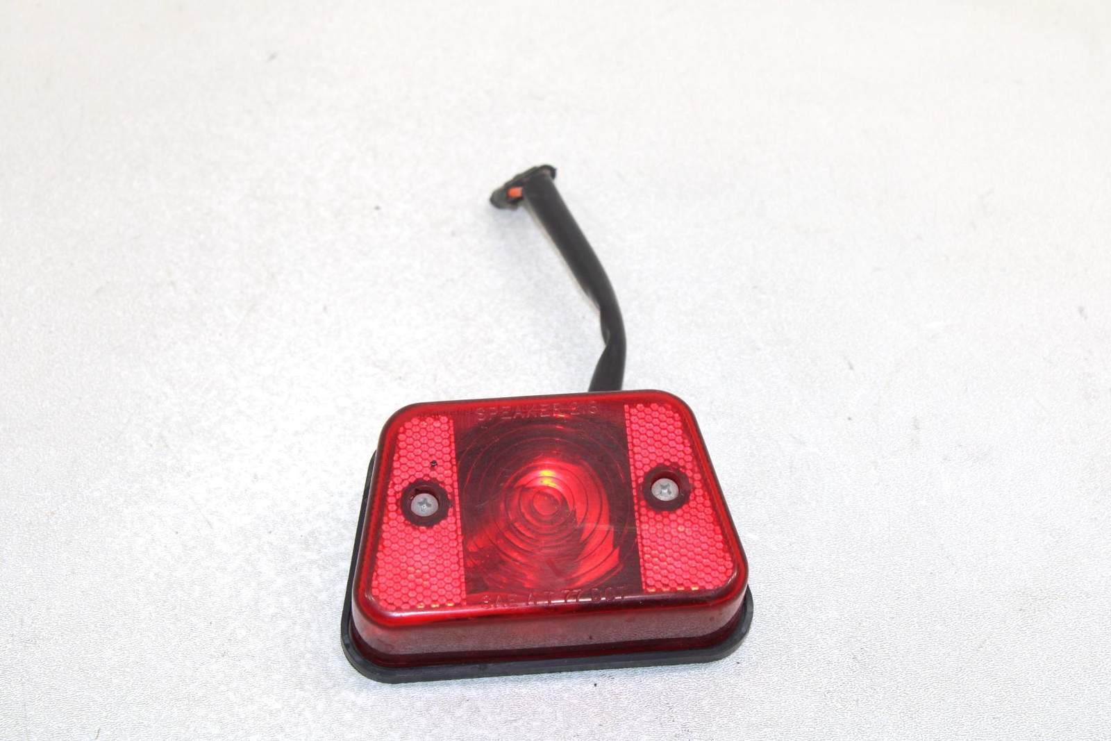 97 Polaris Xplorer 400l Oem Tail Light Assembly 2432034 Q5252