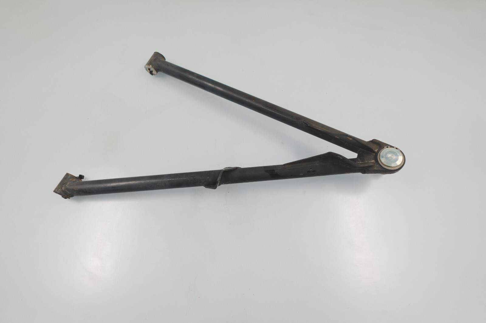 2008-2009 Ski-Doo OEM Right Front Lower Arm Ass’y Summit 800 Everest