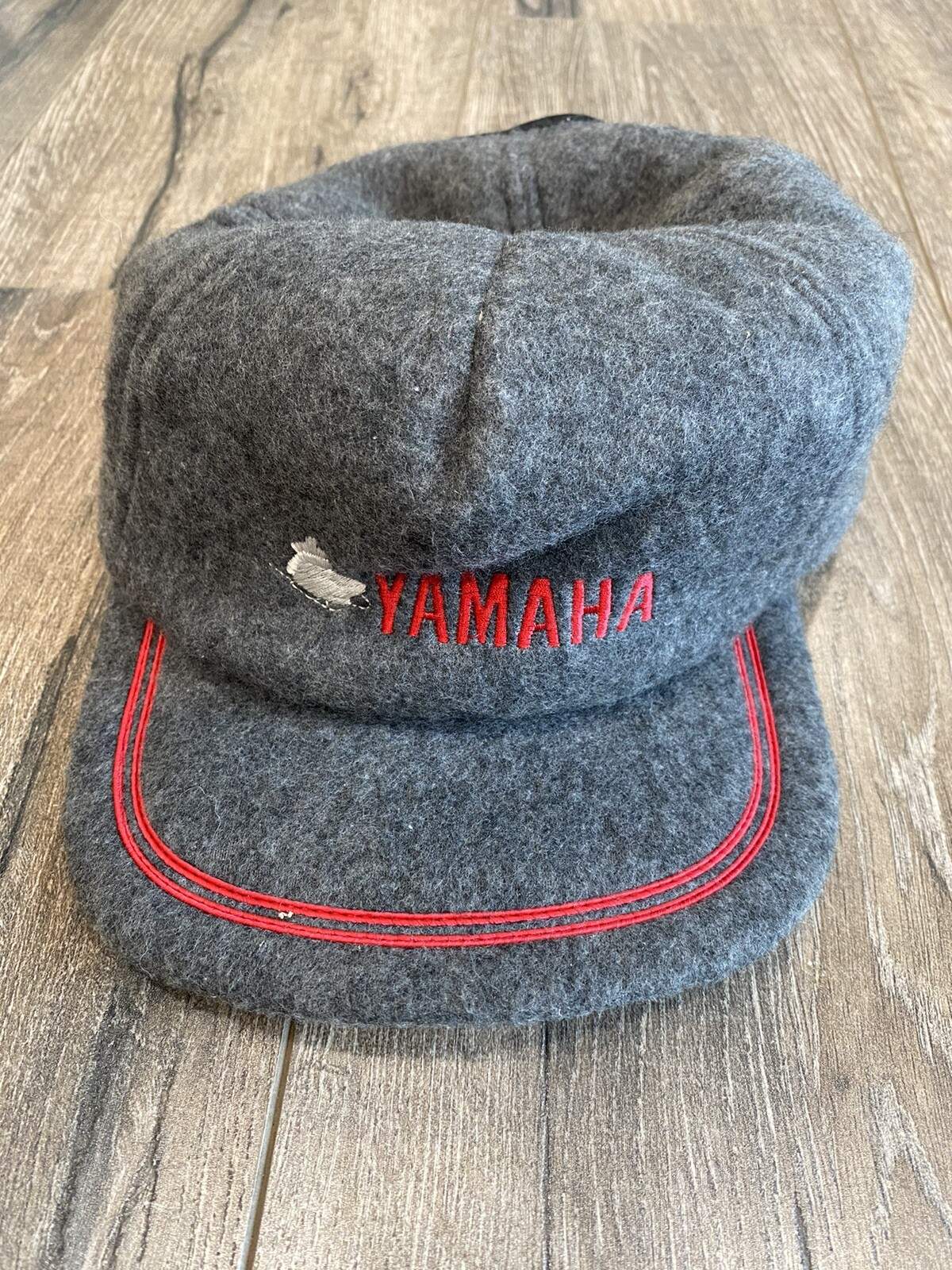 Vintage 80s 90s Yamaha Snowmobile Racing Moto Fuzzy Gray Snapback Cap Hat