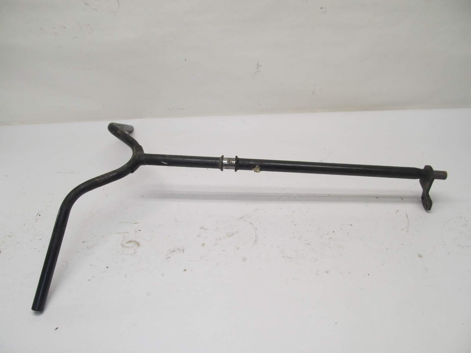 1977 SKI DOO EVEREST 340 RIDER STEERING CONTROL HANDLEBAR SHAFT COLUMN
