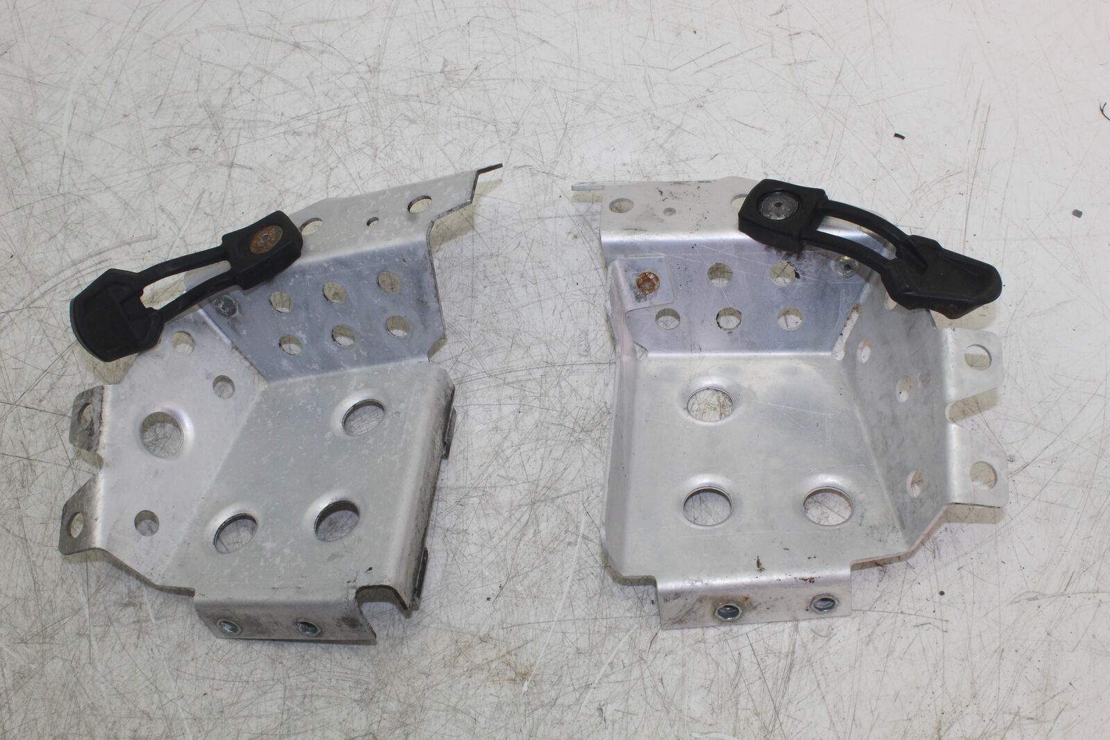 10-15 Ski-doo Expedition 1200 Toe Hook Set Pair 518326464