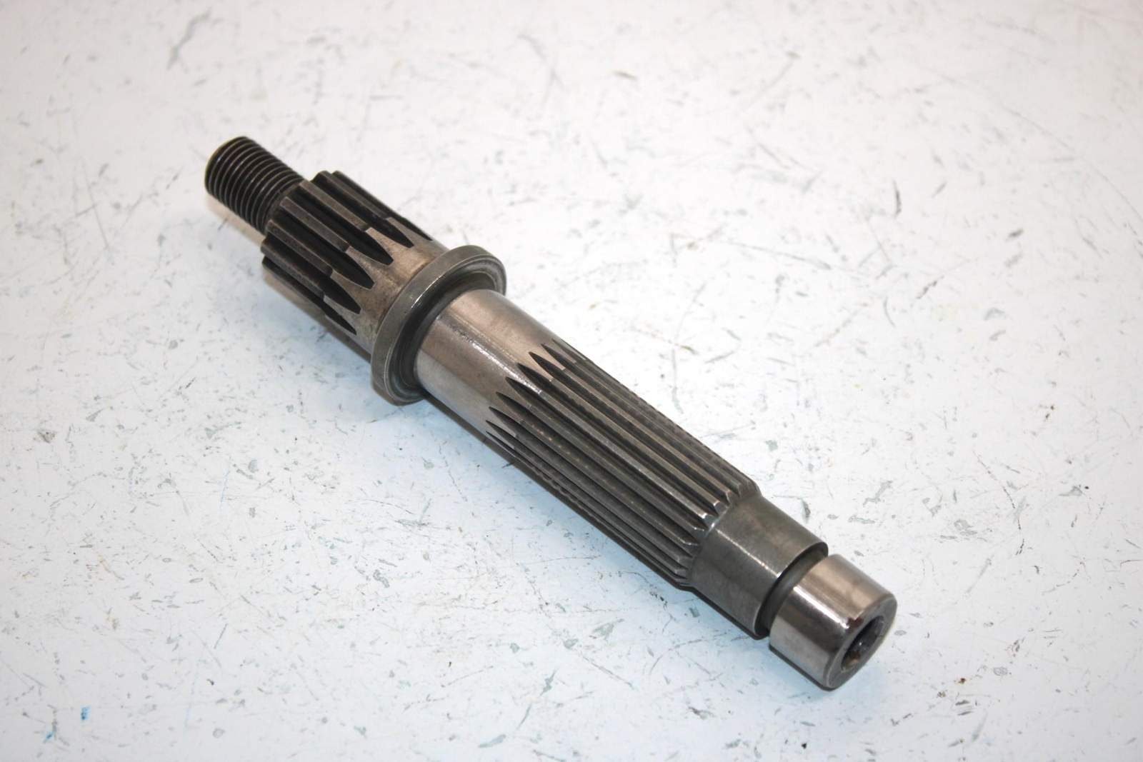 94 Yamaha  Kodiak 400 4wd Oem Middle Driven Shaft 22U-17553-01-00 AY27