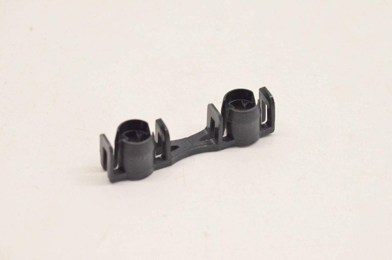 Aftermarket 410914600, P410914600 Plastic Clip NOS