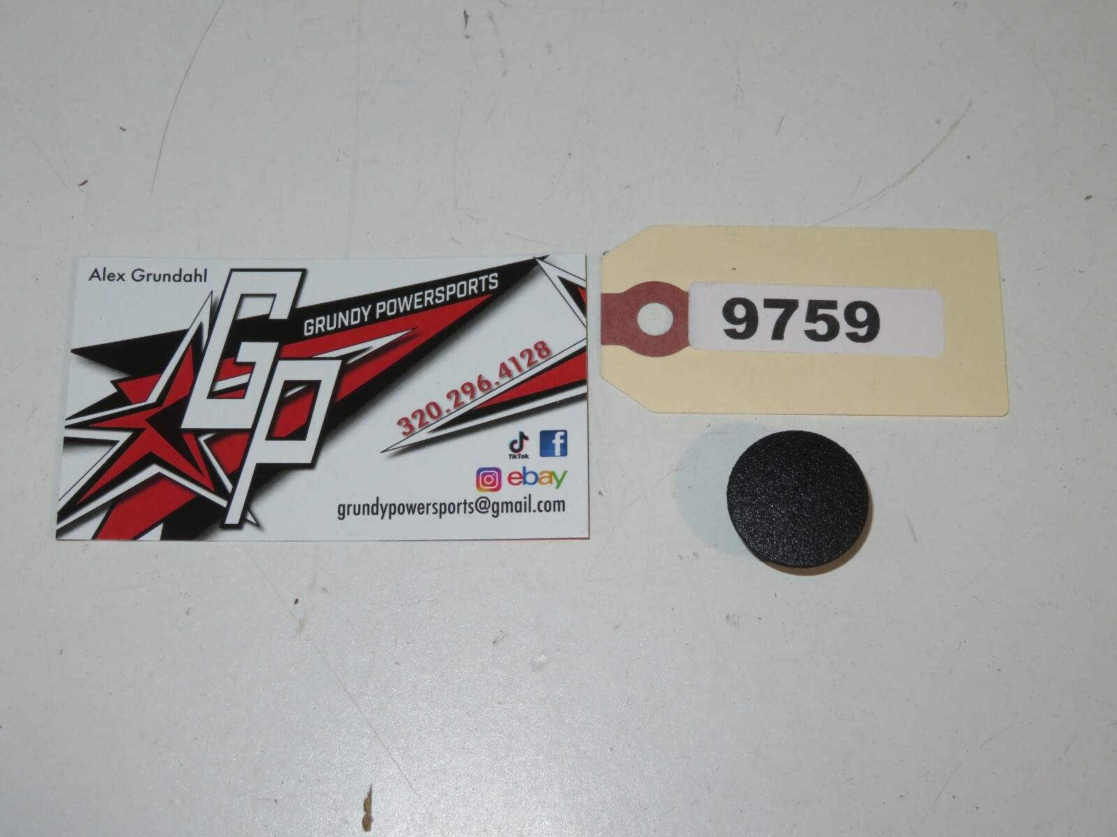 Ski-Doo – New OEM Cap Qty 1 – 572072100