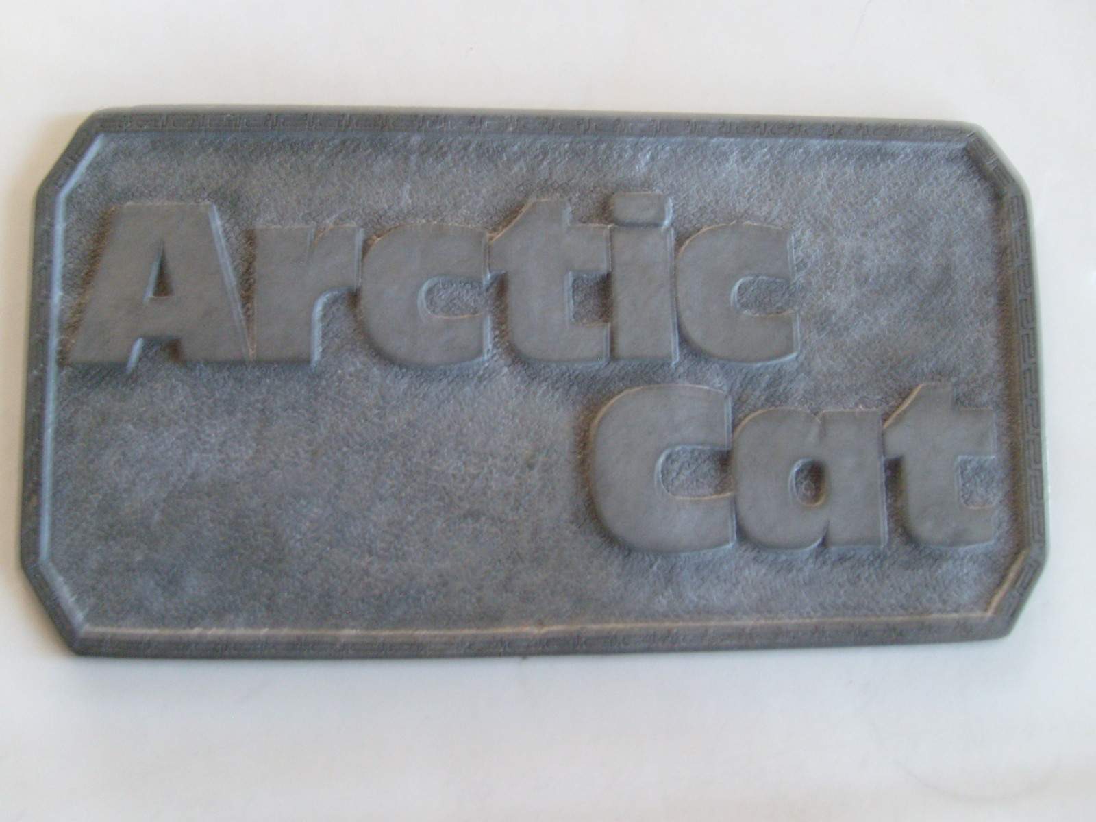 ARTIC CAT BELT BUCKLE MOLD SCRIPT TRIM    METAL