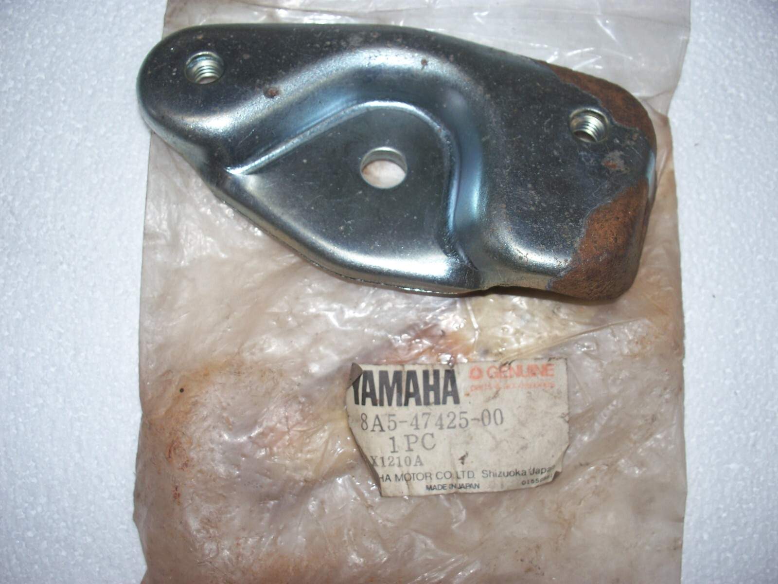 Yamaha Snowmobile Exciter Enticer BR Suspension Rear Bracket 2 NEW OEM 8A5-47425