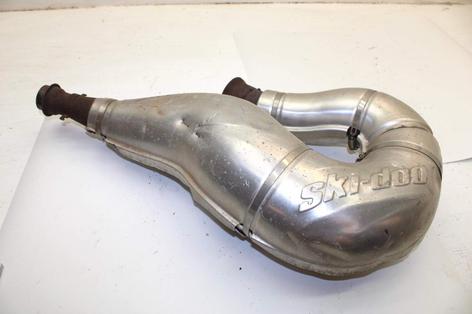 2006 Ski-doo Mxz 600 Ho Sdi OEM Tuned Exhaust Chamber Pipe 514053735 SS117