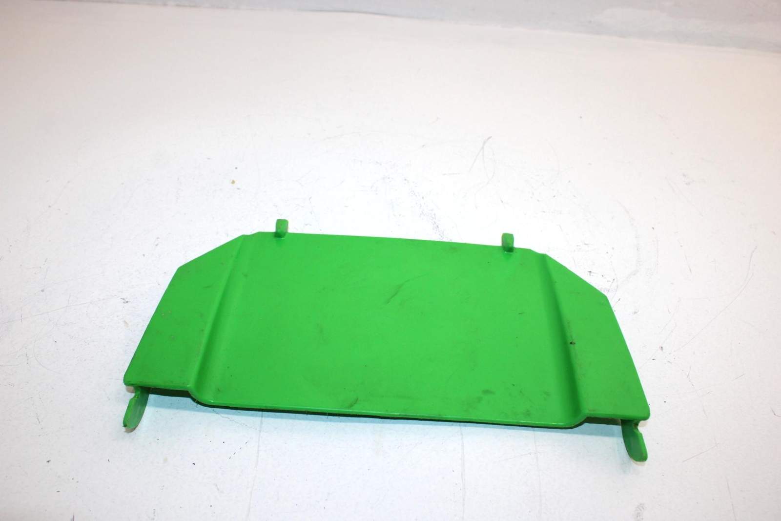 07 Arctic Cat F1000 Efi Oem Storage Box Cover 4606-735 SA252