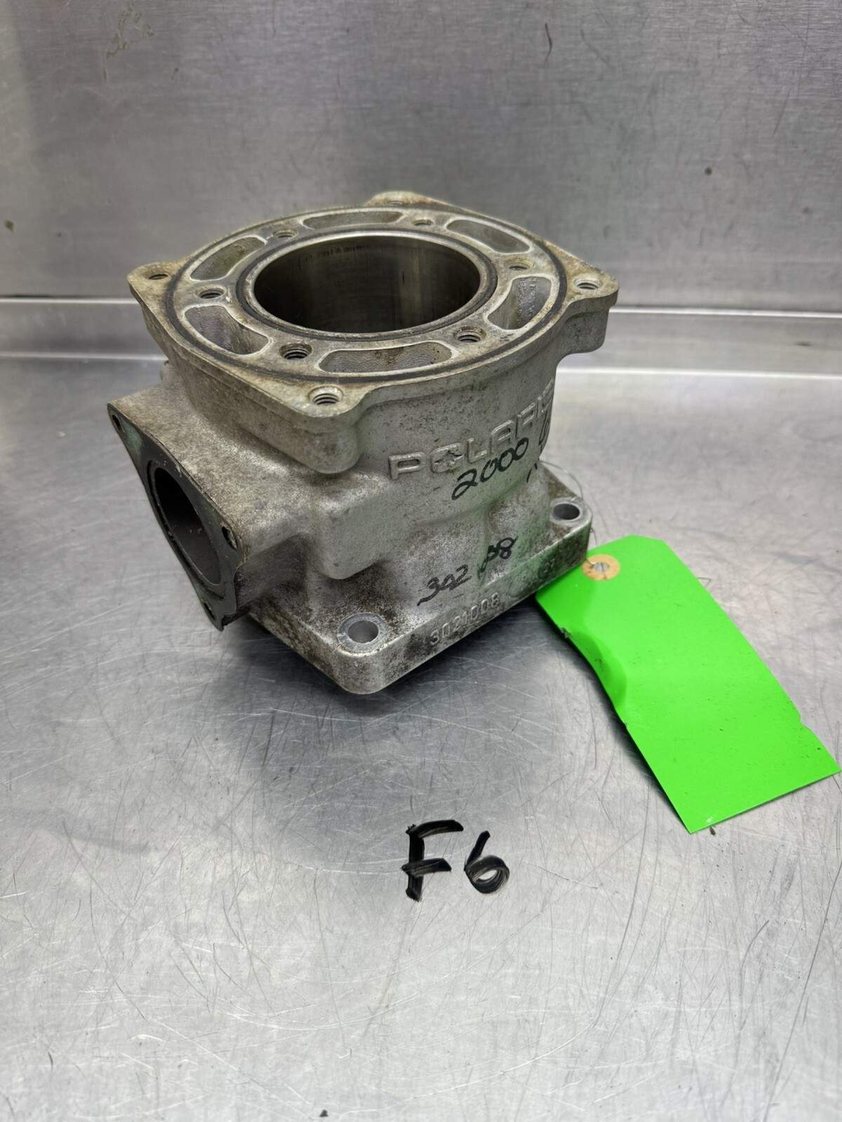 98 99 Polaris 600 Rmk Cylinder Jug 97-01 Twin XC SP Classic Edge 3021008 Non Ves