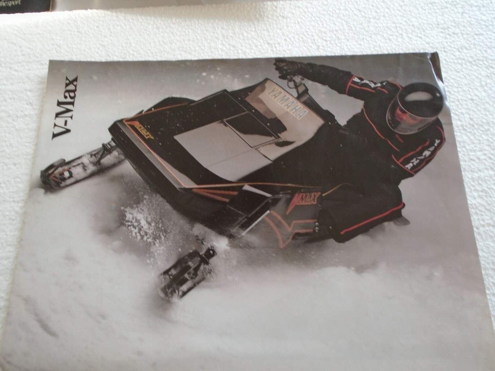 YAMAHA  V-MAX  SNOWMOBILE  SALES BROCHURE