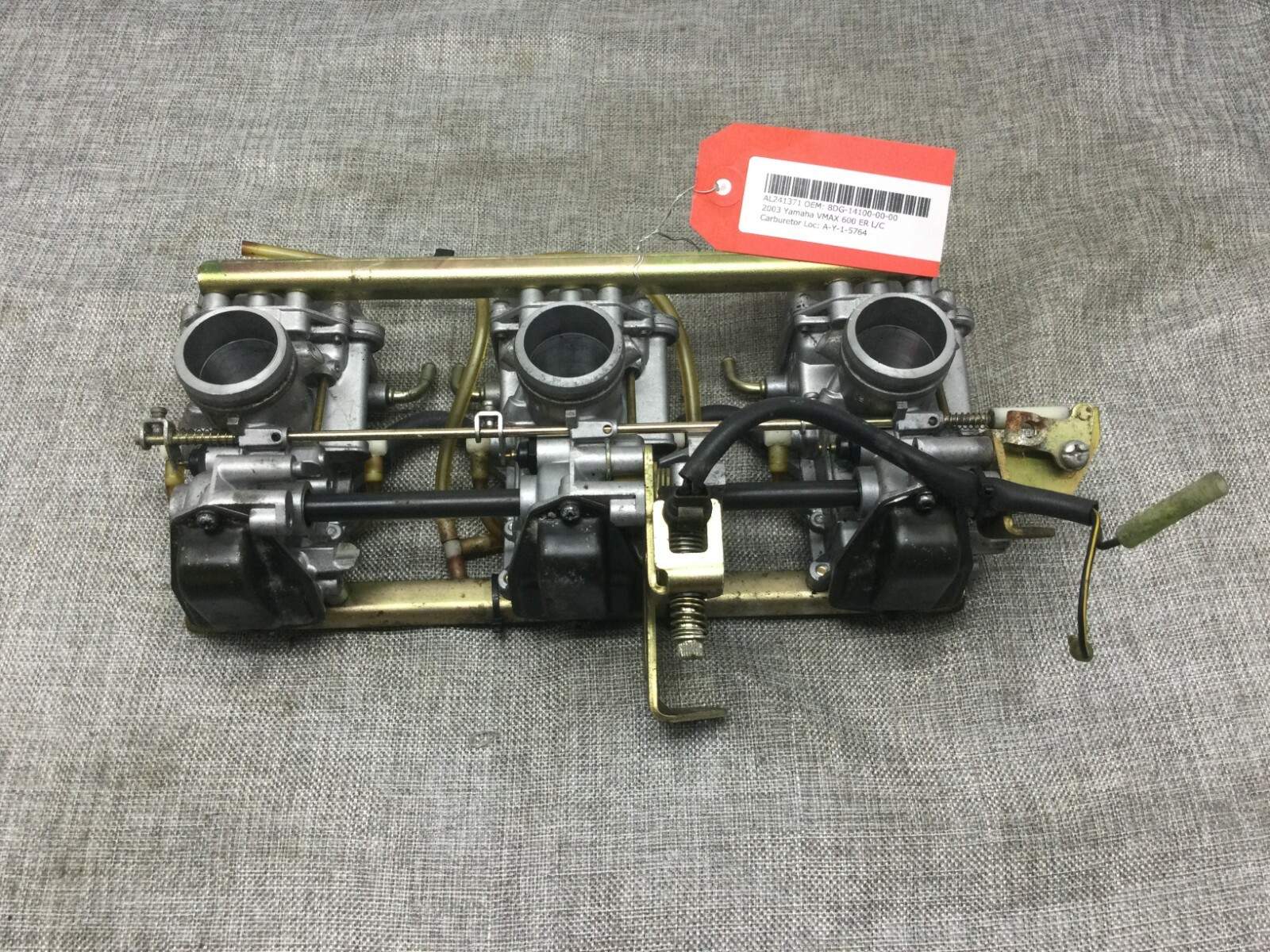 Yamaha Snowmobile Carburetor Assembly OEM 8DG-14100-00-00 1999 – 03 SX 600 700