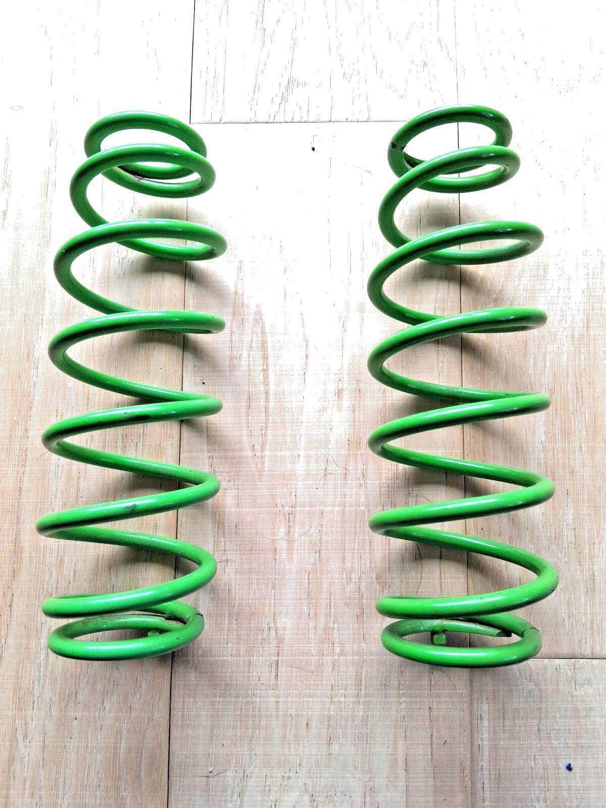 USED ARTIC CAT FRONT SHOCK GREEN SPRINGS