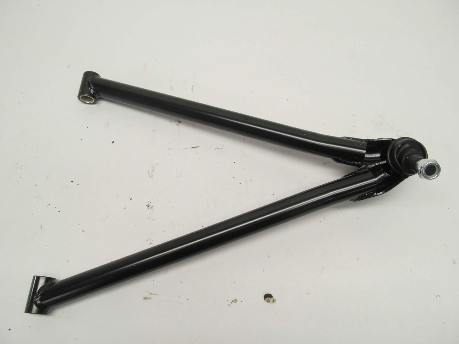 YAMAHA SIDEWINDER FRONT SKI SUSPENSION A ARM LOWER RIGHT SIDE YELLOWSTONE