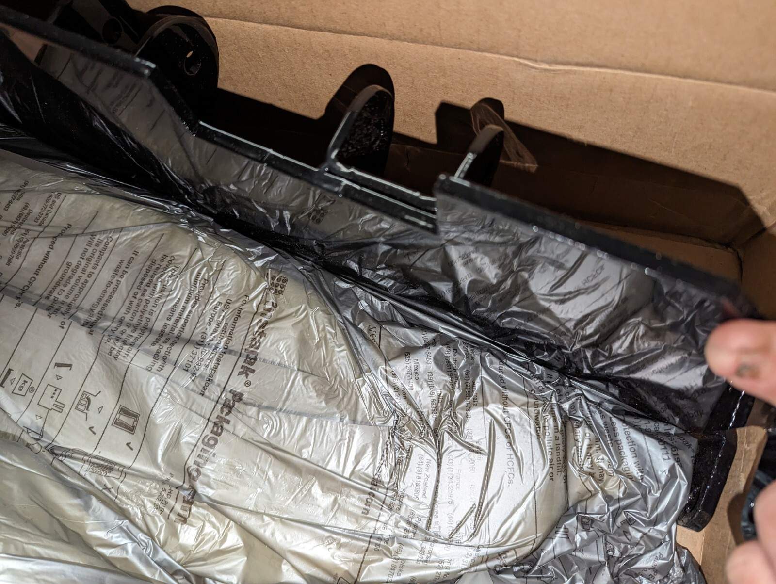 M91-69002 2696-1 rear attaching bracket artic cat suzuki  R10