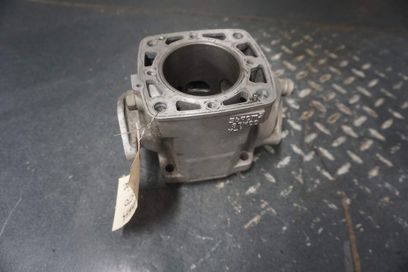 1989-1990 Yamaha OEM Cylinder Jug Exciter 86M-11311-00-00 73mm