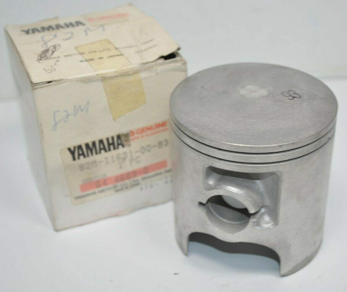 NOS Yamaha Snowmobile Piston Part# 82M-11631-00-93