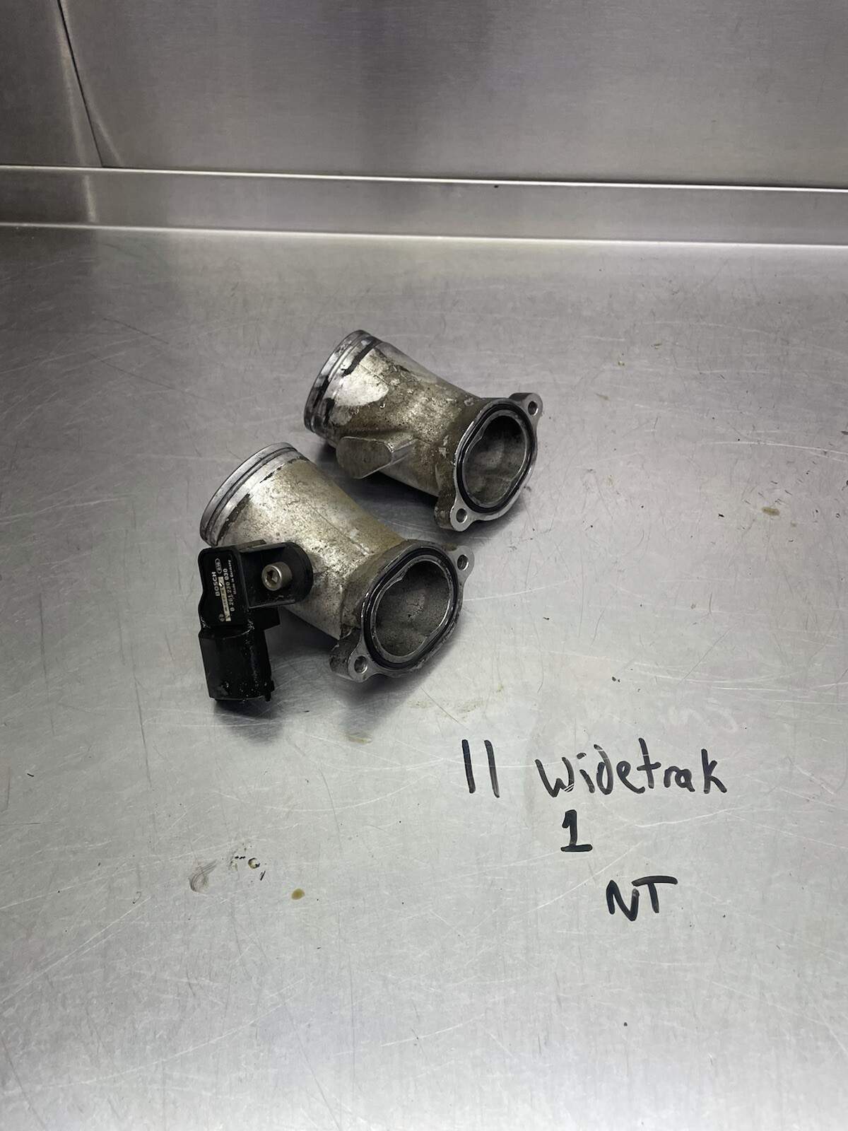 POLARIS SNOWMOBILE 2006-2013 IQ FS FST WIDETRAK INTAKE MANIFOLD W/SENSOR 0452951