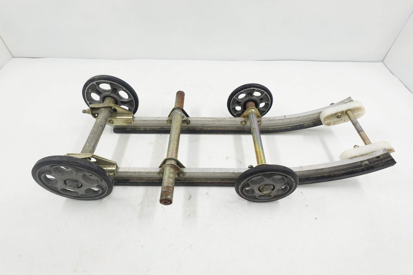 1988-1990 Yamaha SNOSCOOT 80cc Snowmobile OEM Complete Rear Skid Rails & Wheels