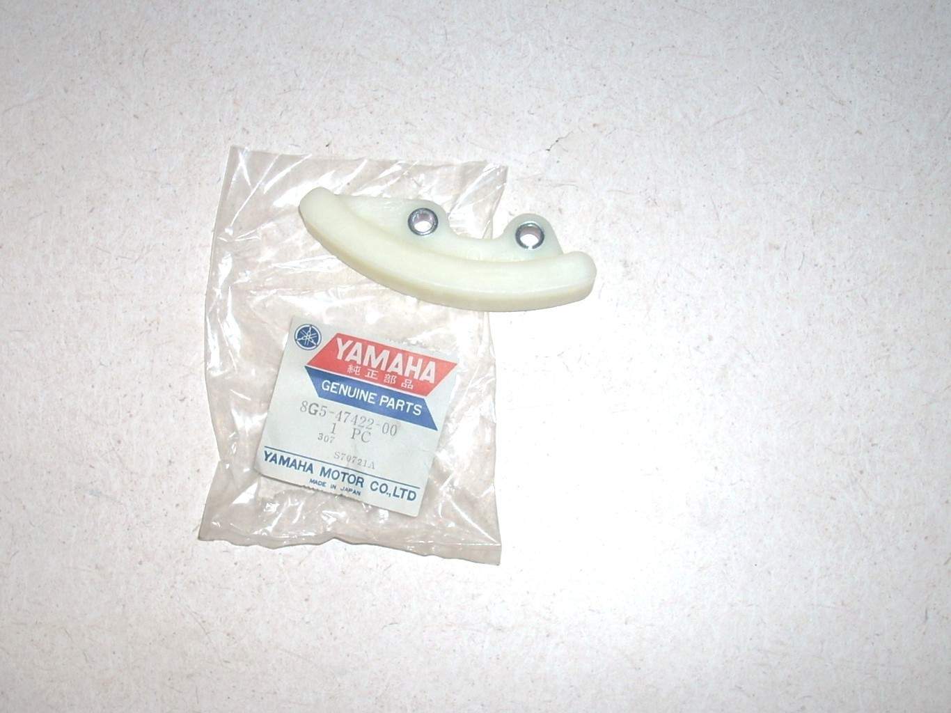 YAMAHA SNOWMOBILE SLIDING RUNNER 8G5-47422-00-00 1978-79 ET250