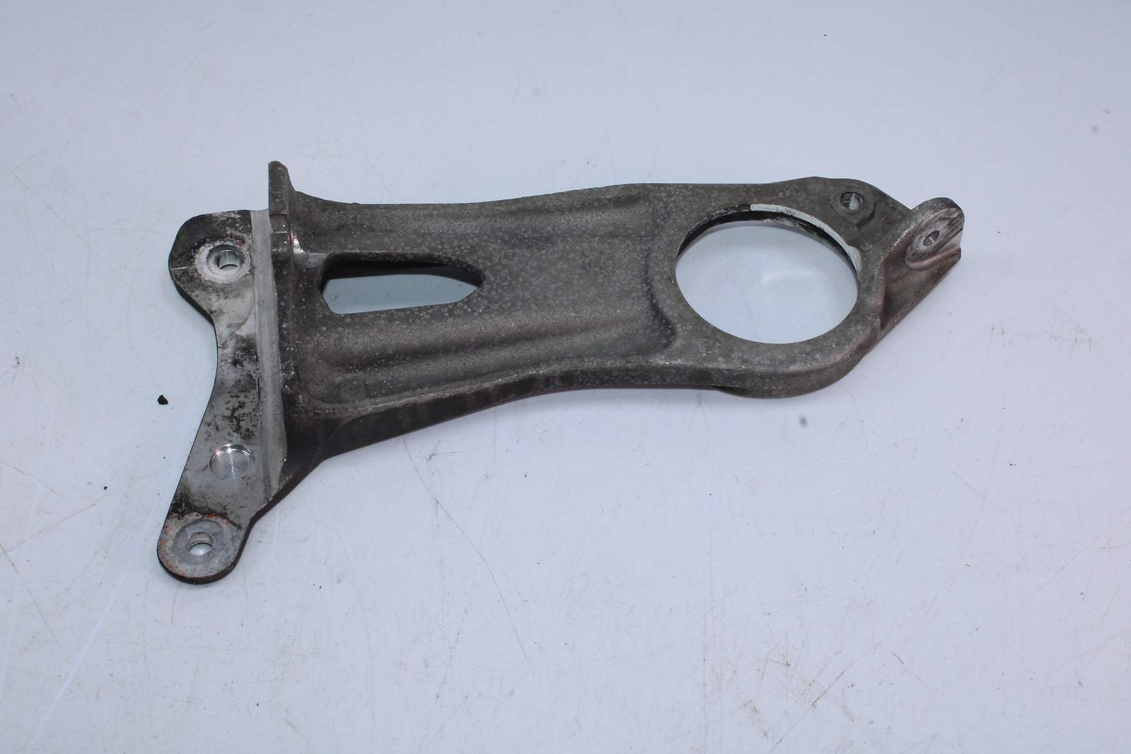 2015 Ski-Doo Renegade X 800R E-TEC Driven Pulley Support 518327460