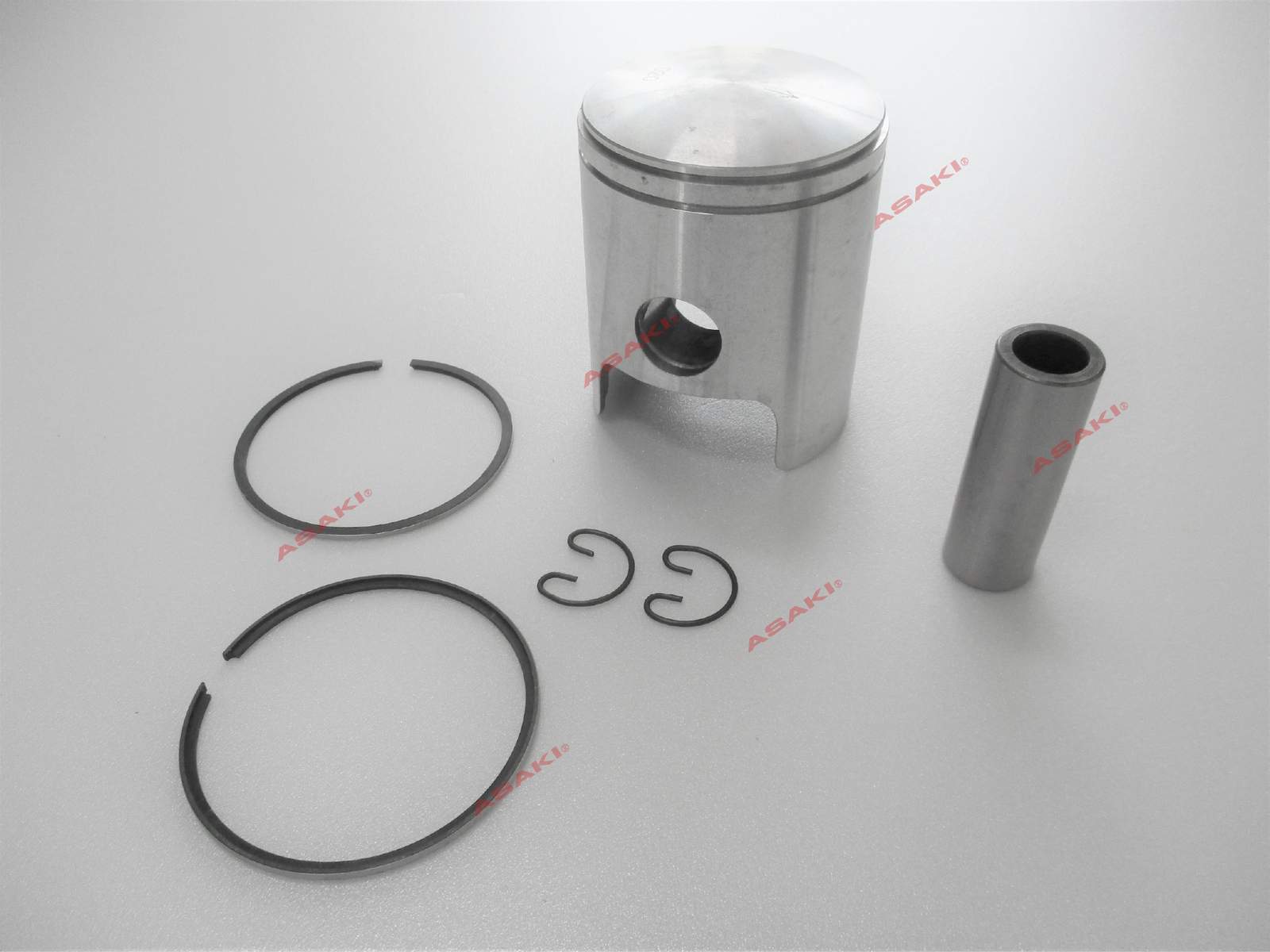 For Snowmobile YAMAHA GP338/SL338F Piston kit 09-803 846-11631-00-96 STD + Ring